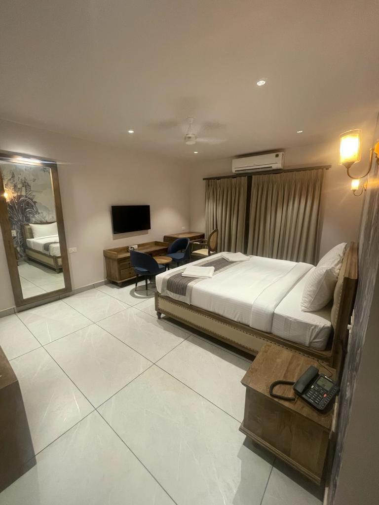 Ariena By Spree Hotels Goa Morjim Eksteriør billede